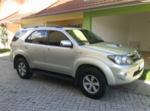 Hilux Roubada