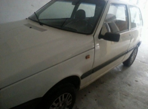 Carro Furto de Uno 91 Branco