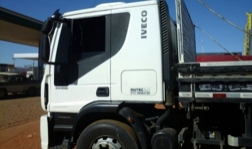 Caminhão roubado em Riachão das Neves-BA. IVECO Branco PEQ-5586 Ba-Juazeiro