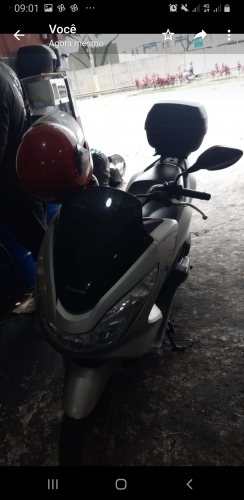 Moto Pcx prata